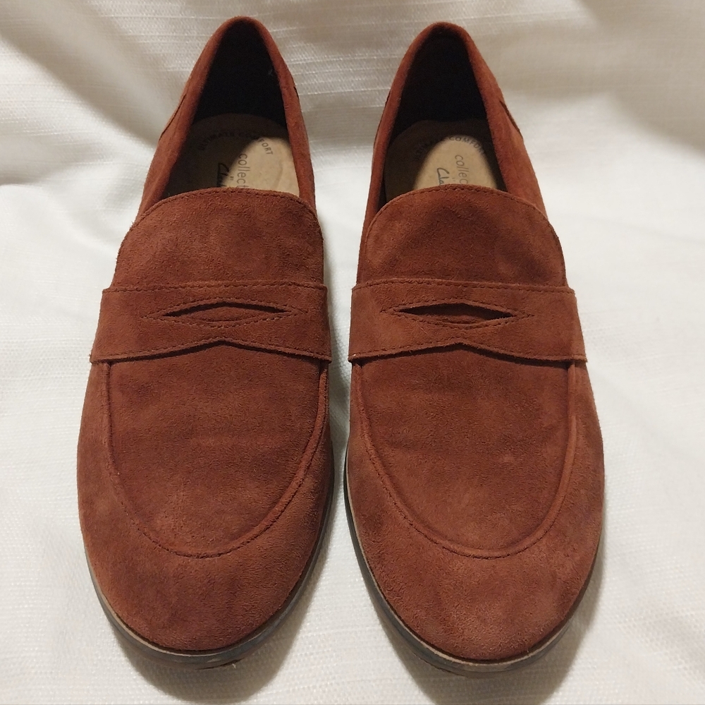 Clarks Trish Rose Mahogany Suede Preppy Comfort Penny Loafer Shoes